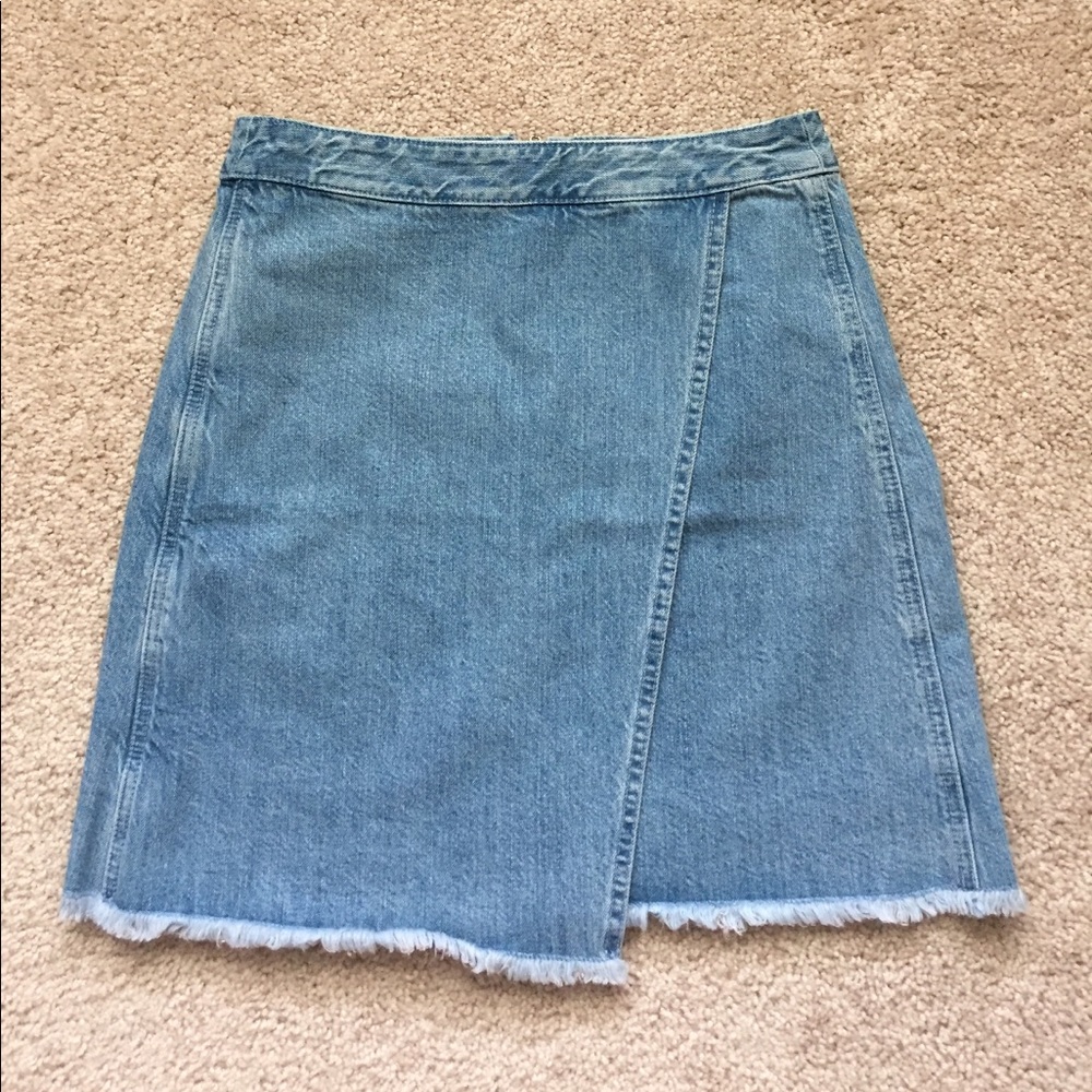 Loft denim skirt sz 0